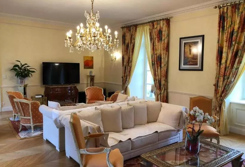 ホテル Chateau De Lannouan