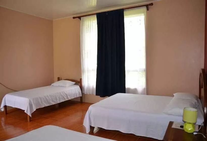 Hotelli Lumbres Del Arenal Cabinas Y Villas