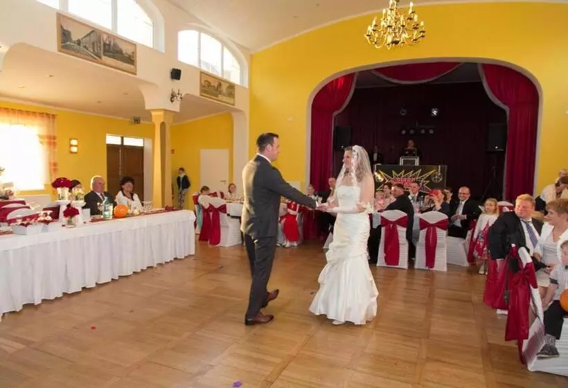 Hotelli Garni Mühlenhof