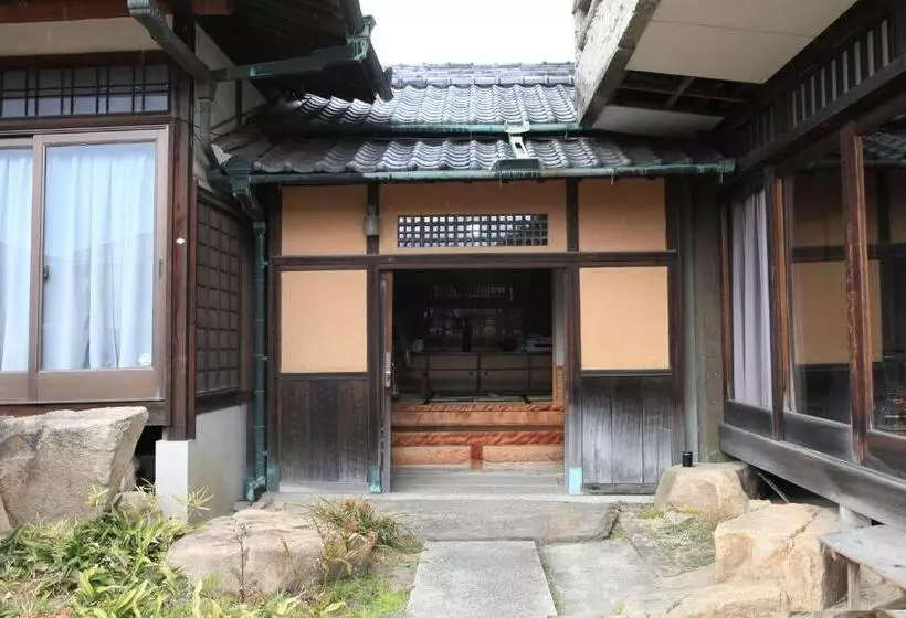 Okayama Hostel Igusa