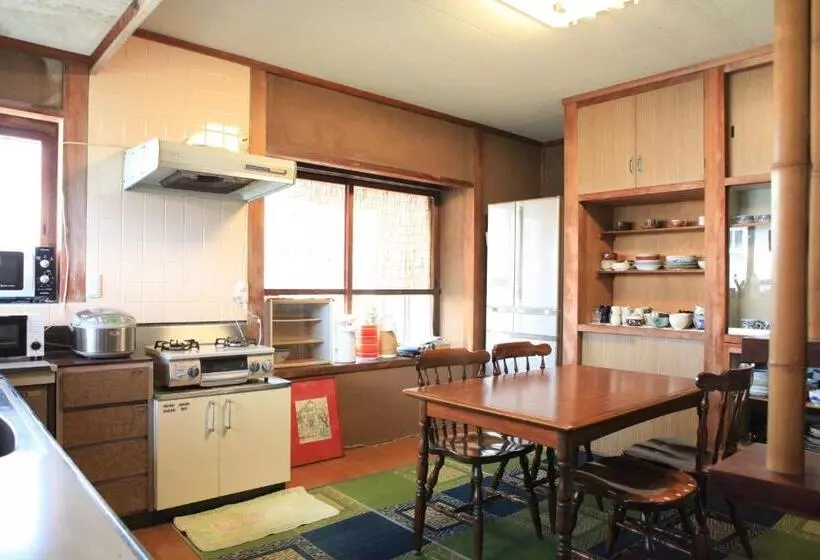 Okayama Hostel Igusa