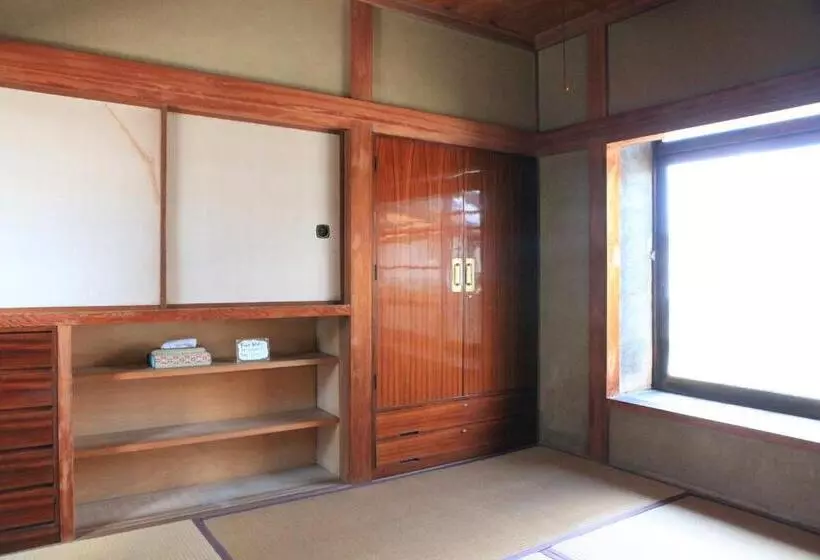 Okayama Hostel Igusa