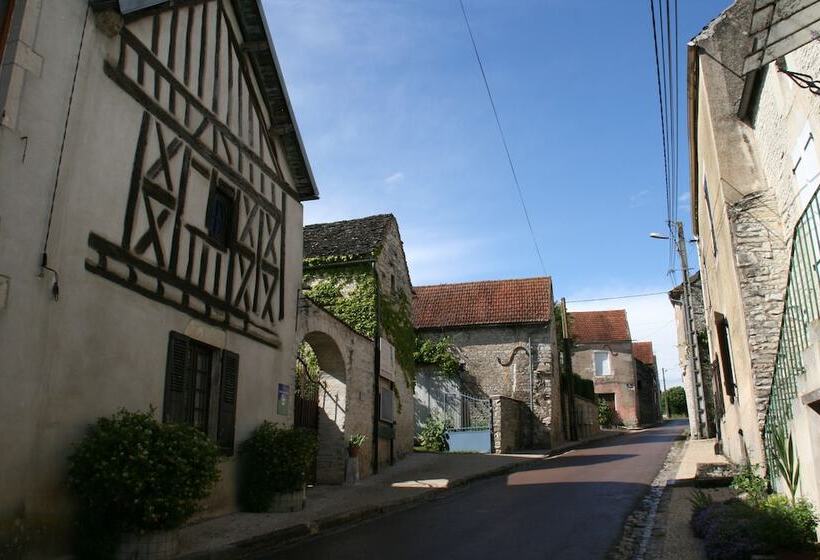 ペンション Chambres D Hotes De La Vallée Du Serein