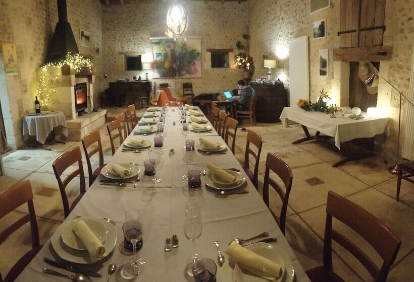 Пансион Domaine De Puytirel