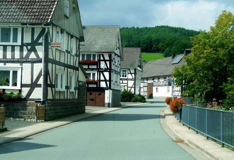 Пансион Ferienhaus & Nurdachhaus Rothaargebirge