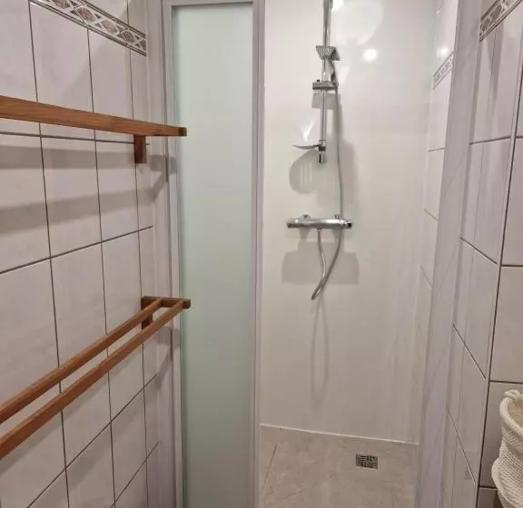 Majatalo Le Silence Du Midi