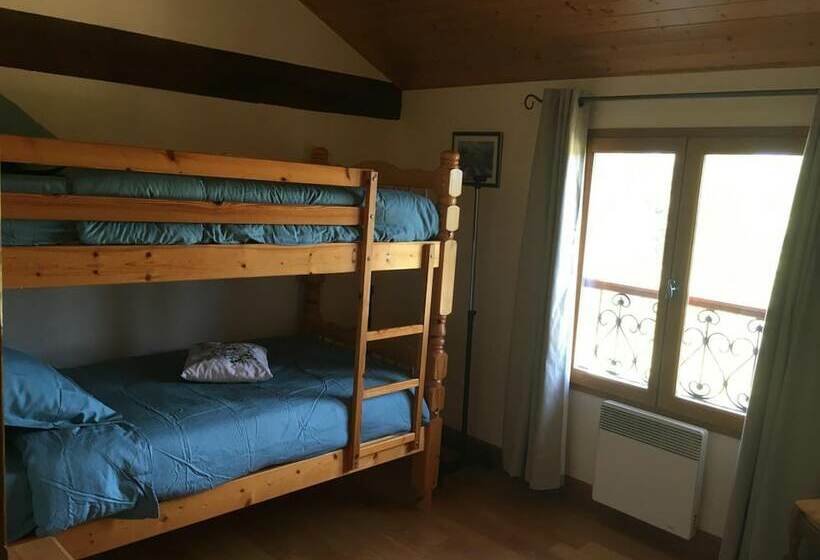 פנסיון Les Chevreuils