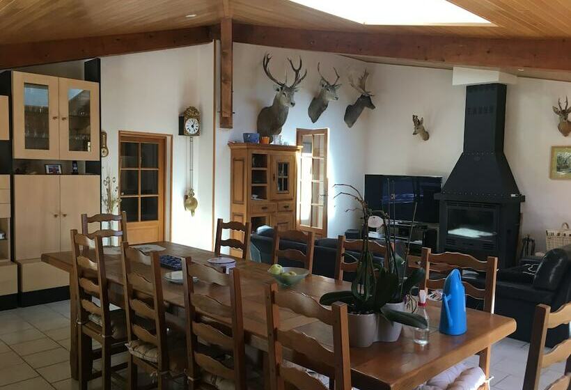 פנסיון Les Chevreuils