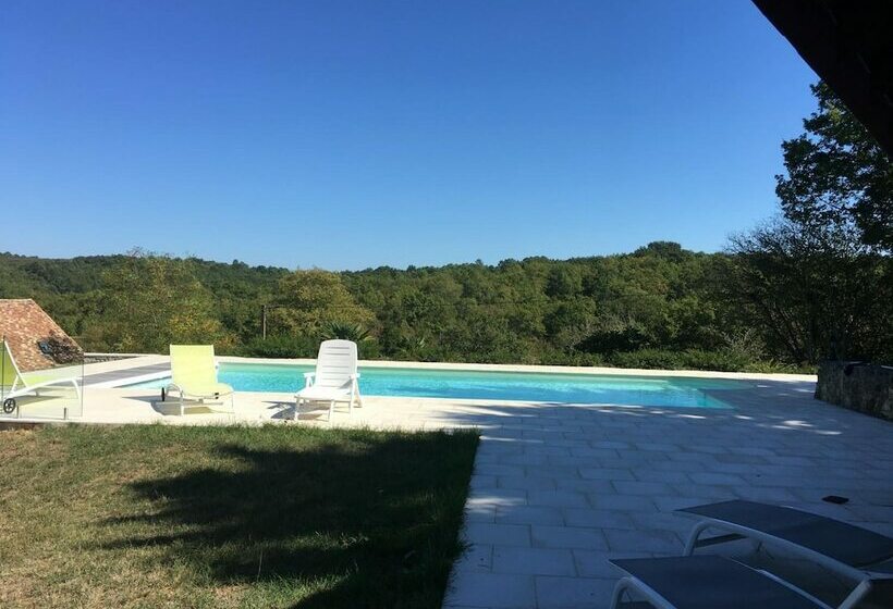 פנסיון Les Chevreuils