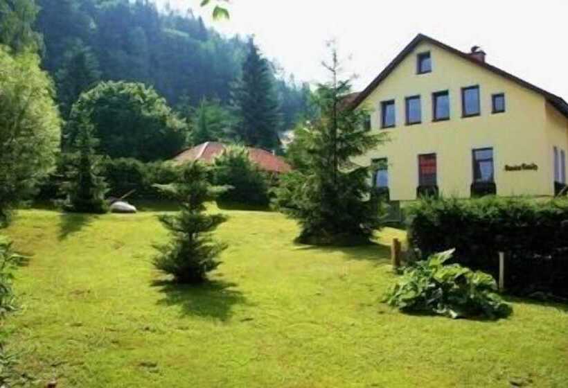 פנסיון Penzion Family