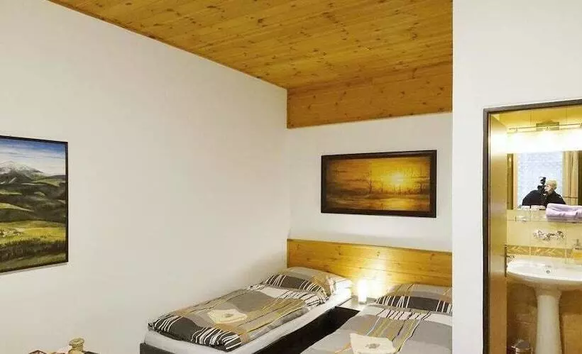 Majatalo Penzion Family