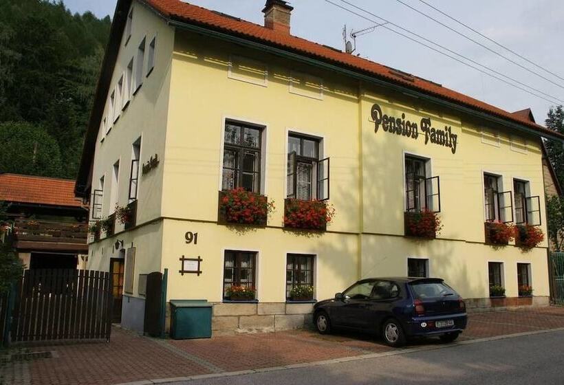 פנסיון Penzion Family
