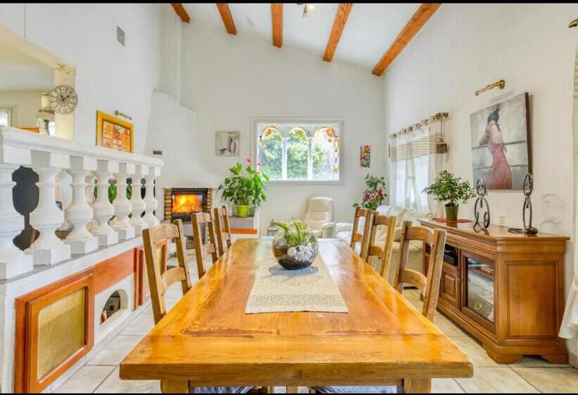 ペンション Villa Regain Chambres Et Table D Hôtes