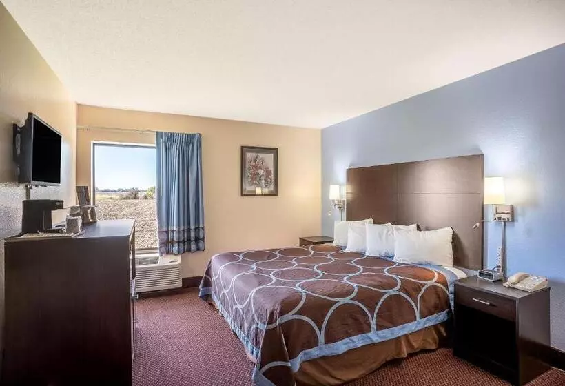 هتل Super 8 By Wyndham Galesburg