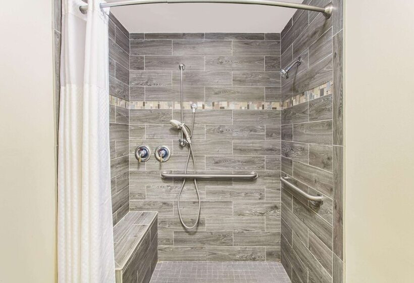 فندق Baymont By Wyndham Jacksonville/butler Blvd