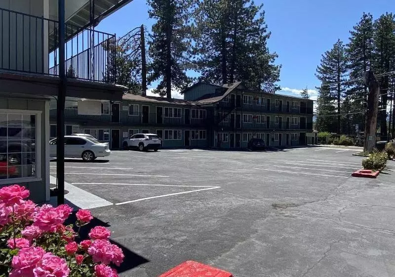 호텔 Budget Inn At The Heavenly Gondola