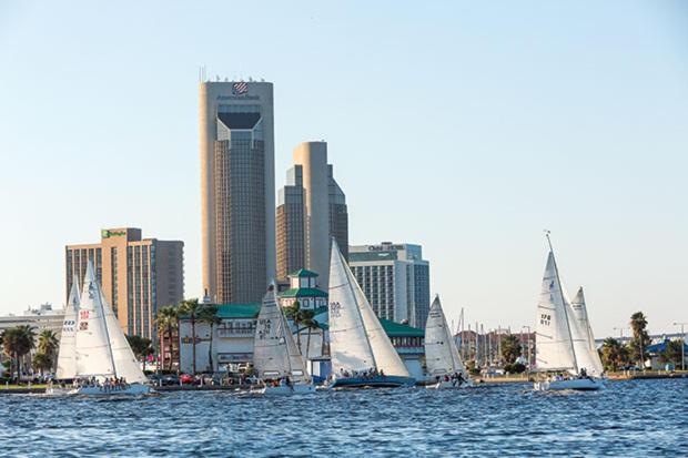 Otel Harbor Inn Bayfront