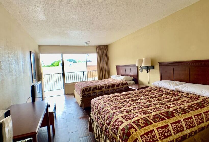 ホテル La Vista Inn