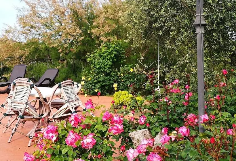 ホテル Locanda Le Boscarecce