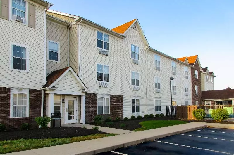 ホテル Mainstay Suites Columbus Worthington