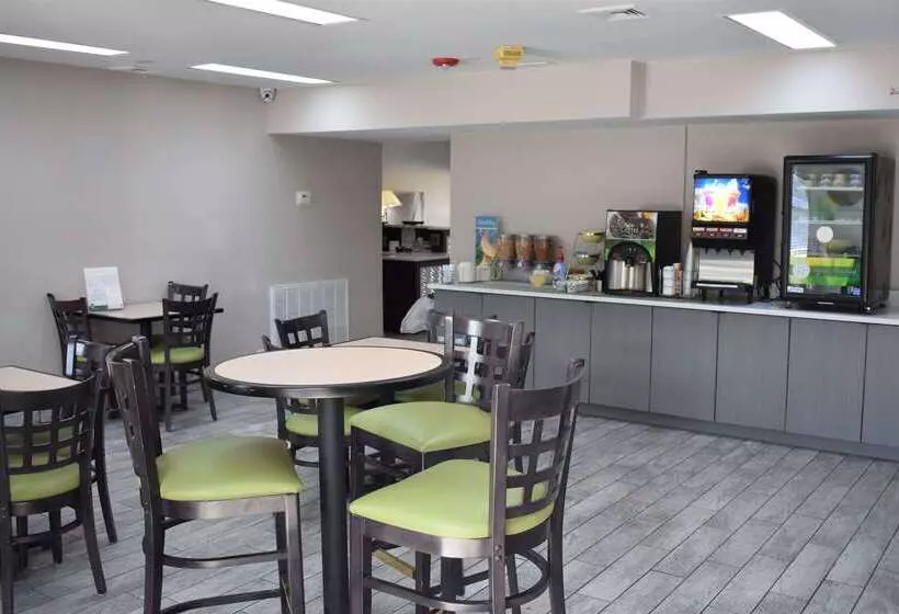 호텔 Quality Inn Scottsboro Us 72 Lake Guntersville Area