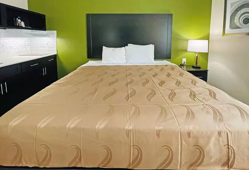 هتل Quality Inn & Suites Lake Charles South