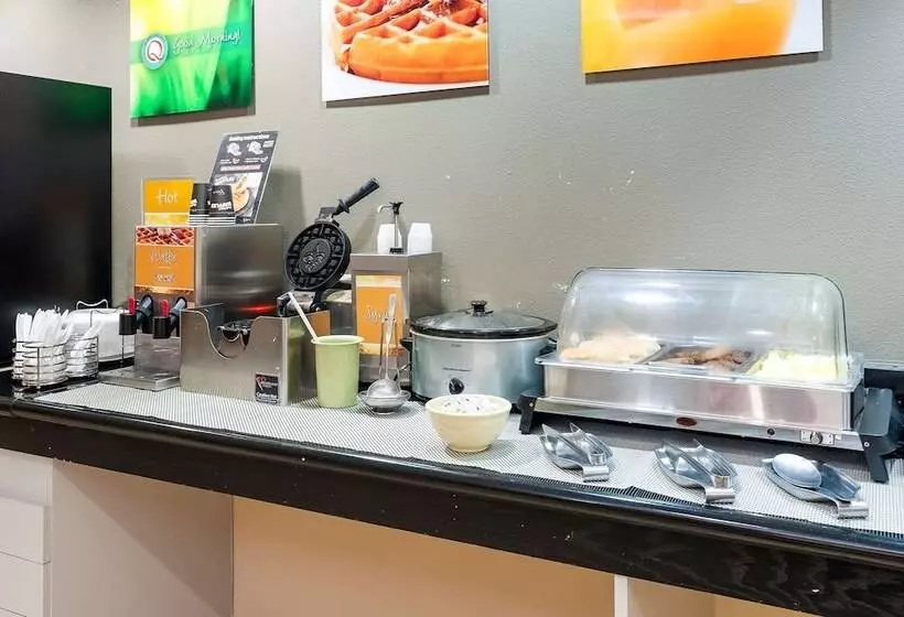 هتل Quality Inn & Suites Lake Charles South