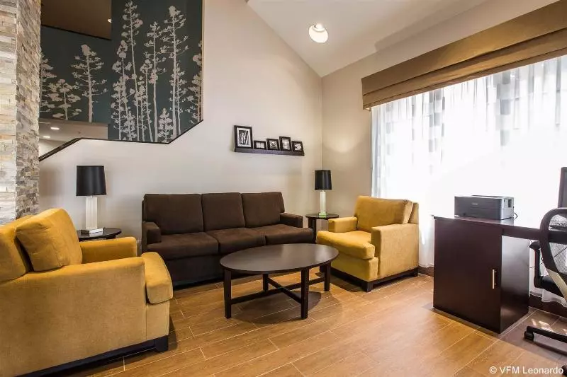 هتل Sleep Inn Greensboro Airport