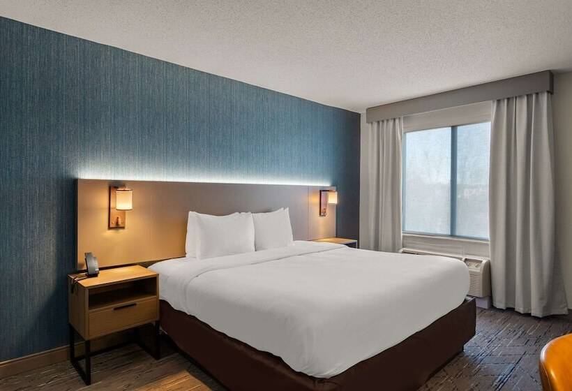 فندق Comfort Inn & Suites Ashland – Richmond North