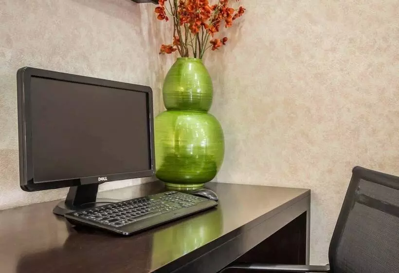 ホテル Sleep Inn Asheville Biltmore West