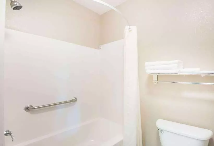 ホテル Super 8 By Wyndham Iola Ks