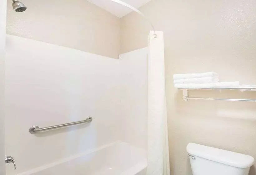 ホテル Super 8 By Wyndham Iola Ks