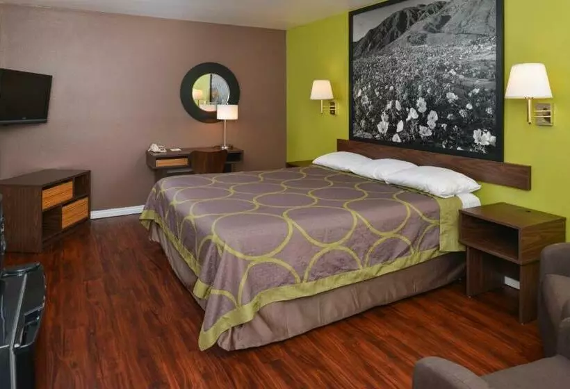 Hotelli Super 8 By Wyndham Los Angeles/alhambra