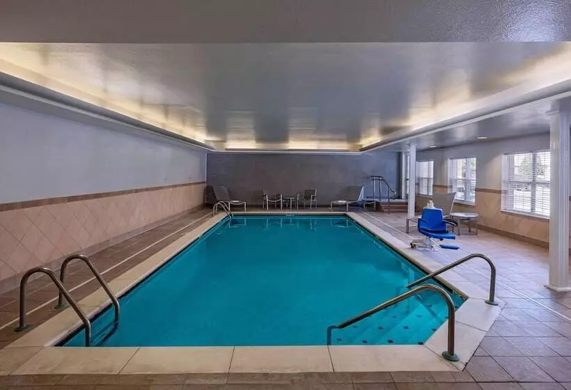 هتل Towneplace Suites By Marriott Baton Rouge South