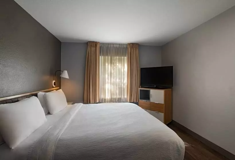 هتل Towneplace Suites By Marriott Baton Rouge South