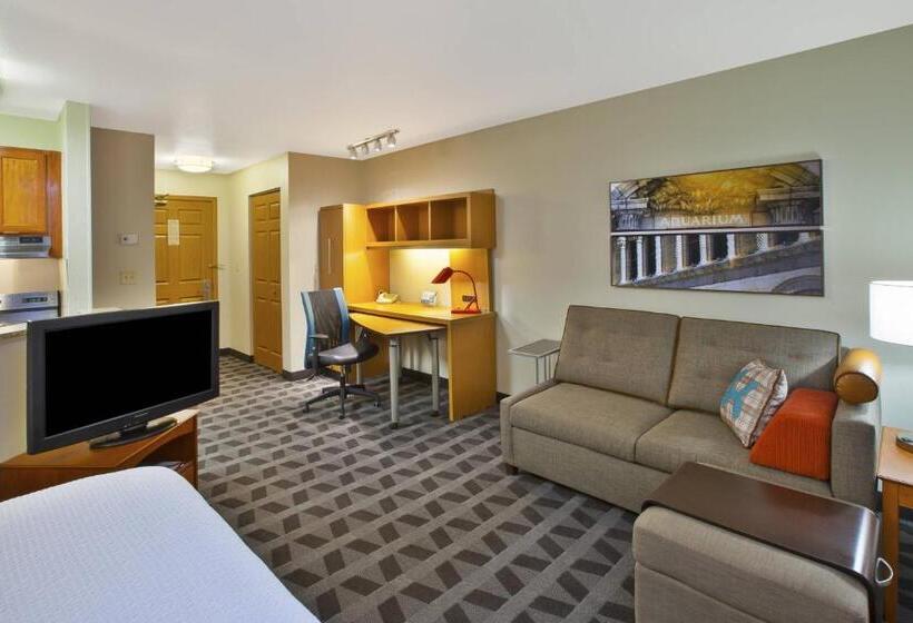 Отель Towneplace Suites Detroit Sterling Heights