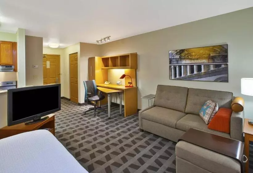 Отель Towneplace Suites Detroit Sterling Heights