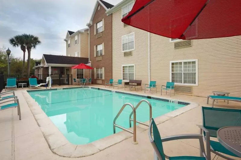 هتل Towneplace Suites Tampa North/i75 Fletcher