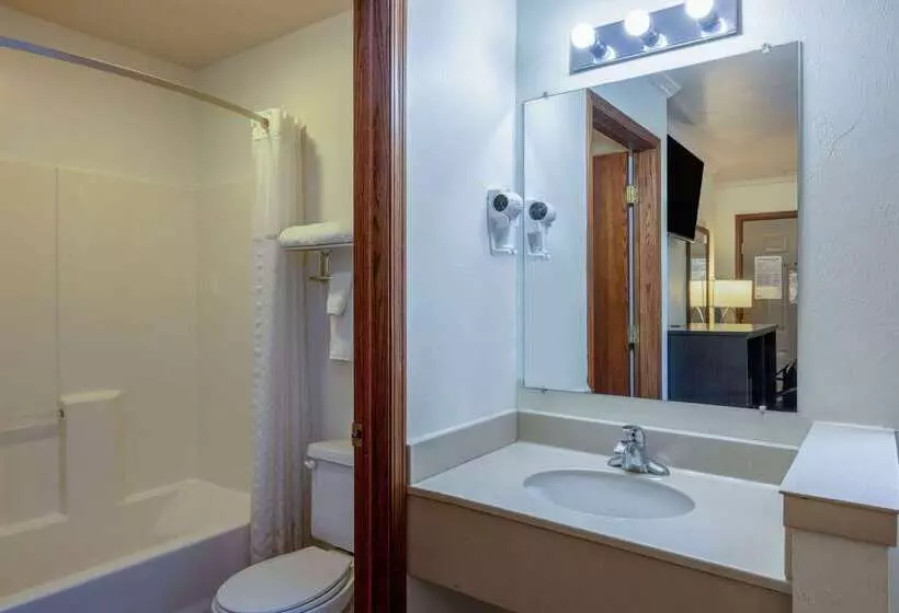 ホテル Travelodge By Wyndham Livingston