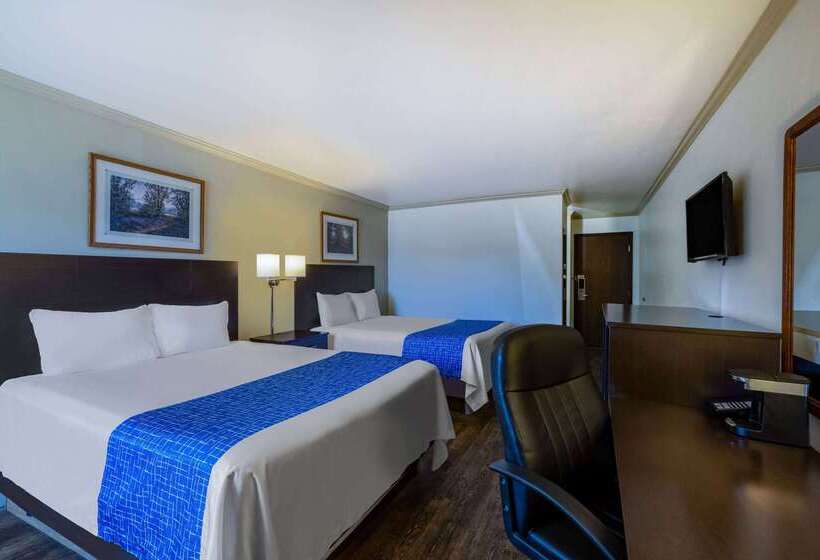 בית מלון כפרי Travelodge By Wyndham Livingston