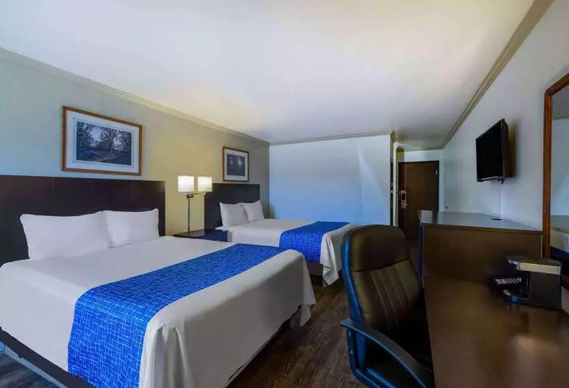 ホテル Travelodge By Wyndham Livingston