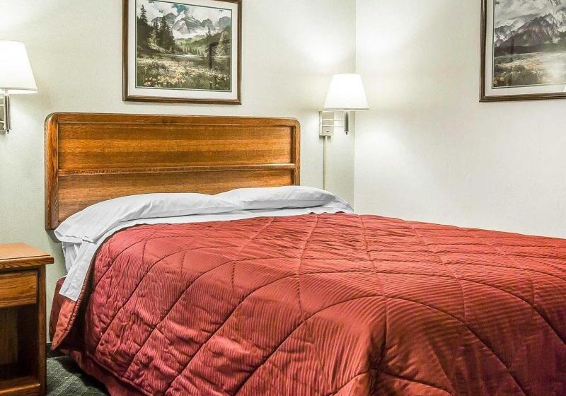 בית מלון כפרי Travelodge By Wyndham Livingston