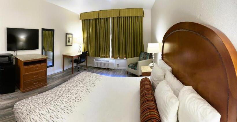 מוטל Americas Hotel   El Paso Airport / Medical Center
