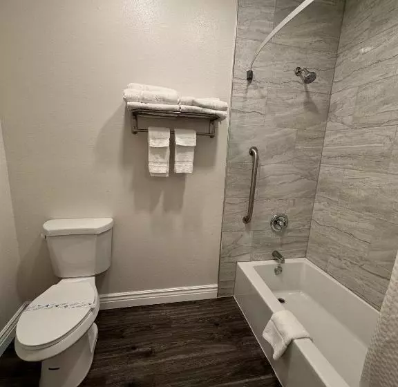 モーテル Americas Hotel   El Paso Airport / Medical Center