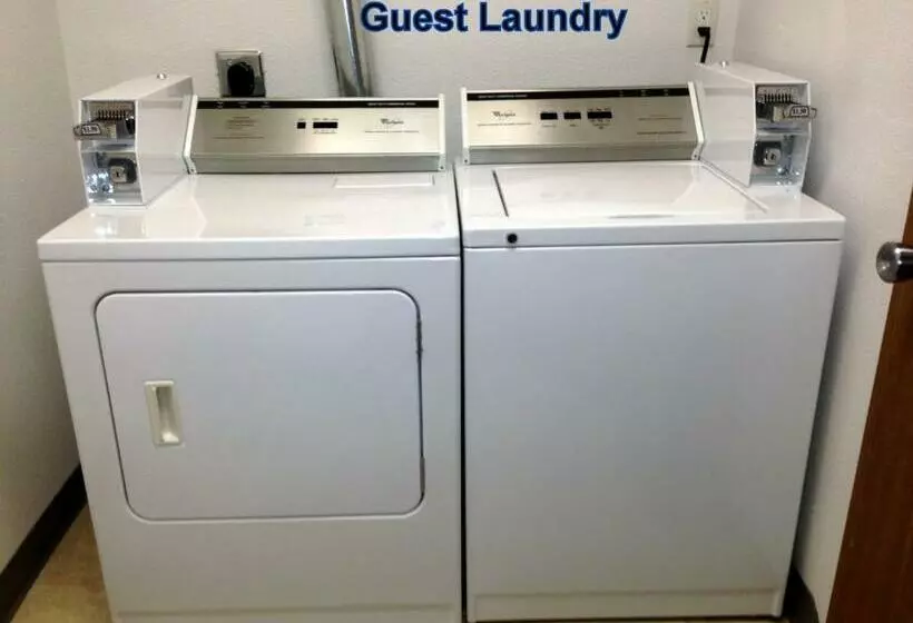 Motelli Budget Host Caribou Inn