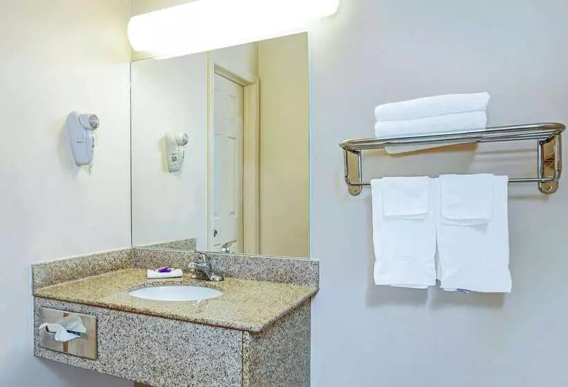 모텔 Knights Inn South Hackensack