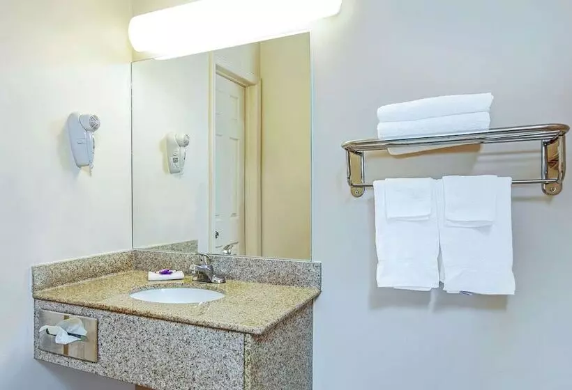 모텔 Knights Inn South Hackensack