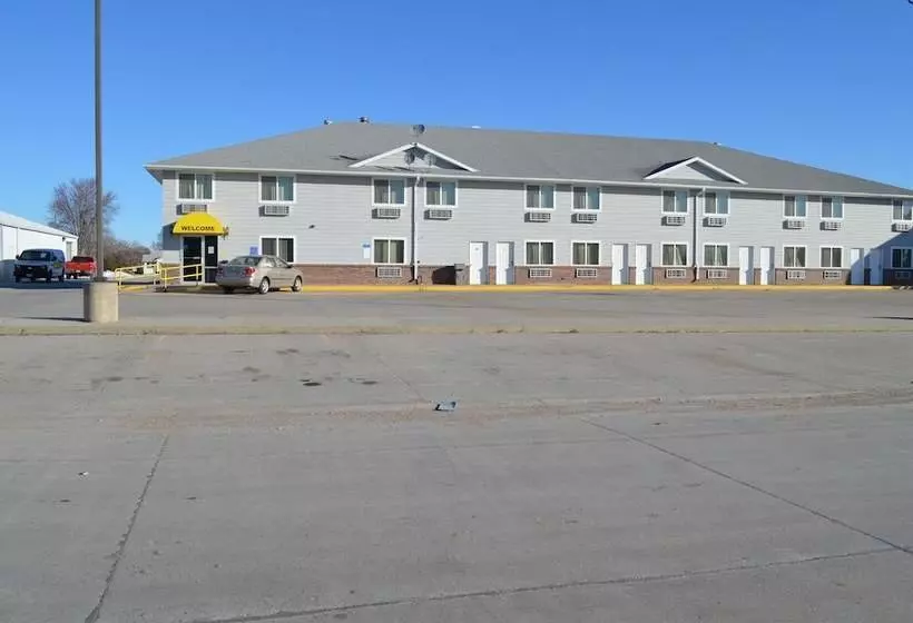 מוטל St Paul Inn