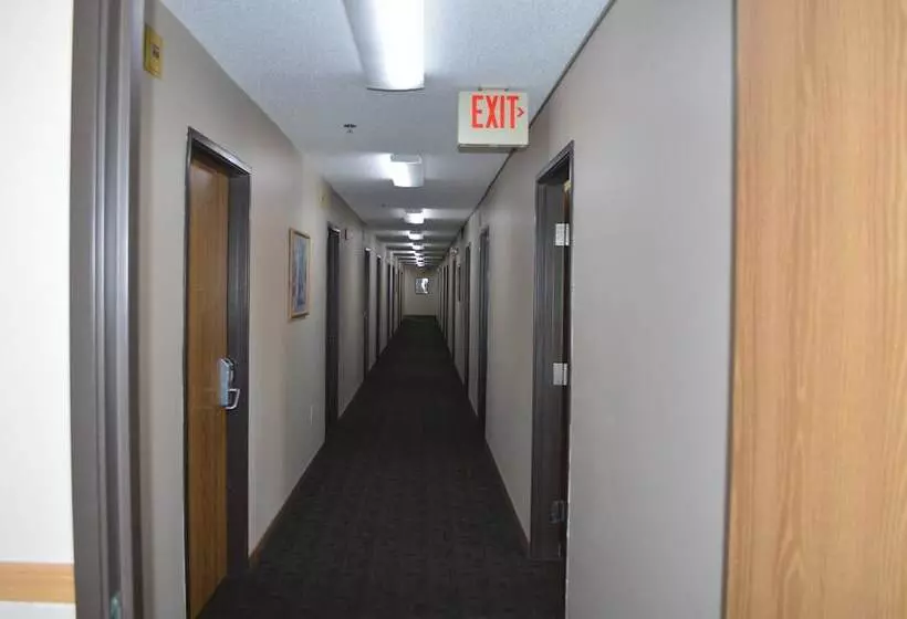 מוטל St Paul Inn