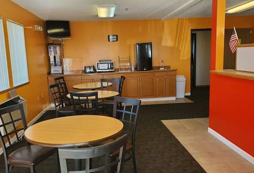 מוטל St Paul Inn